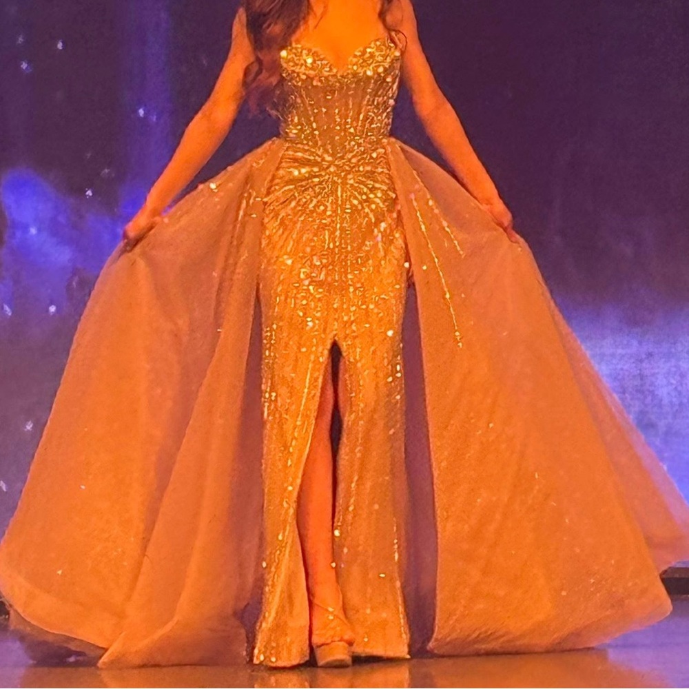 Elegant Gold Rose Embellished Prom Gown